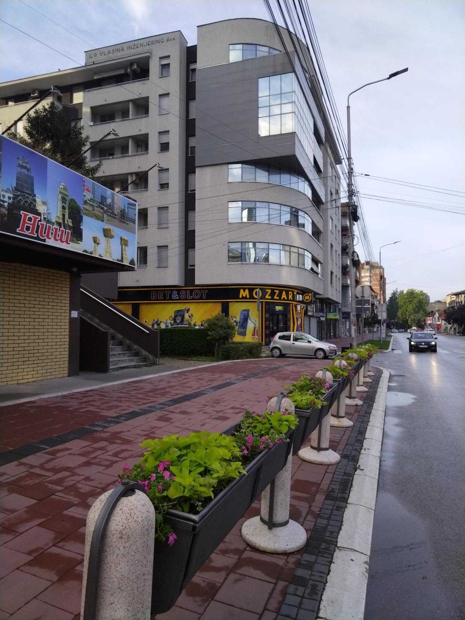 Naissa Apartment Ni Екстериор снимка